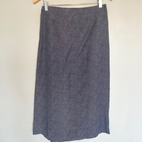 NWT Equipment Climmie Ruffle Midi Skirt with Slit size M - Picture 10 of 12